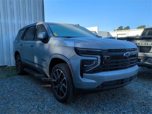 Used 2025 Chevrolet Tahoe RST w/ Comfort Package image 4