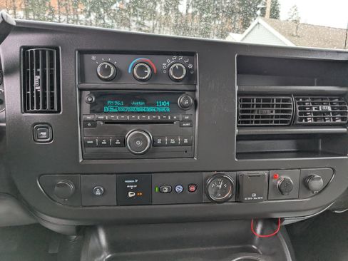 Used 2019 Chevrolet Express 3500 w/ Power Convenience Package image 12