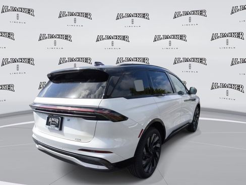 New 2026 Lincoln Nautilus Reserve w/ Jet Appearance Package AWD/4WD image 5
