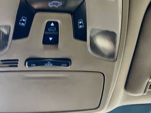 Used 2017 Toyota Sienna Limited FWD image 22