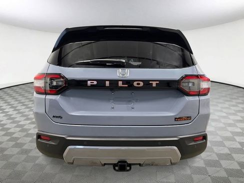 New 2026 Honda Pilot TrailSport image 5