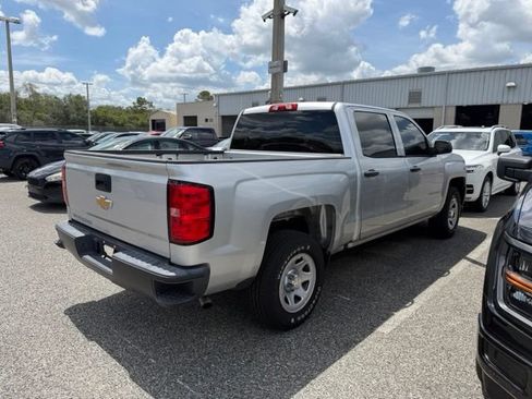 Used 2018 Chevrolet Silverado 1500 W/T RWD image 3