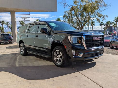 Certified 2024 GMC Yukon XL SLE image 7