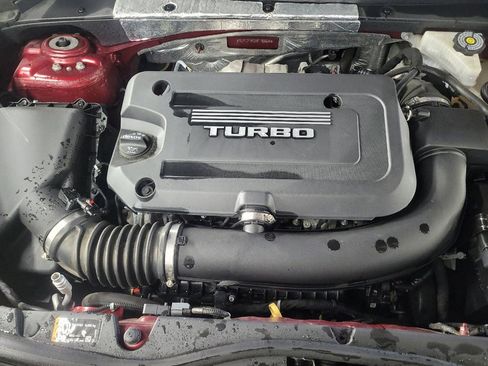 Used 2019 Cadillac XT4 Sport image 30