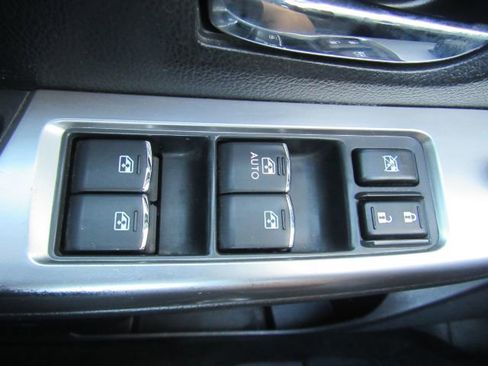 Used 2017 Subaru Crosstrek 2.0i Limited image 32