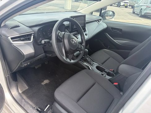 Used 2024 Toyota Corolla LE FWD image 4