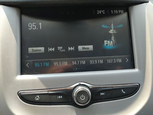 Used 2016 Chevrolet Cruze LS FWD image 25