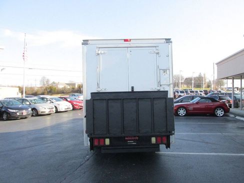 Used 2014 Chevrolet Express 3500 RWD image 11