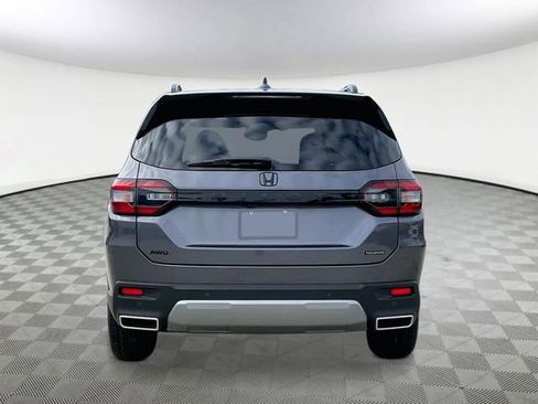 New 2026 Honda Pilot Touring image 4