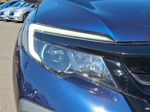 New 2022 Honda Pilot Sport image 9