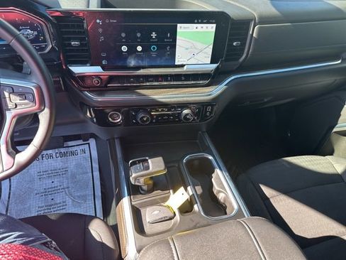 Used 2024 Chevrolet Silverado 1500 RST w/ Z71 Off-Road Package image 9