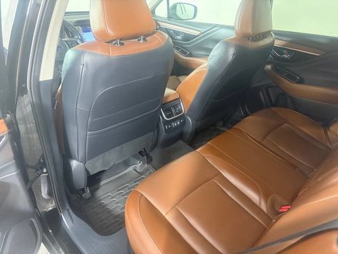 Used 2021 Subaru Outback Touring AWD/4WD image 13