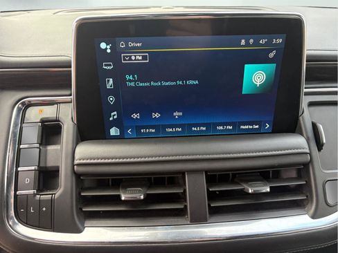 Used 2024 Chevrolet Tahoe LT image 11