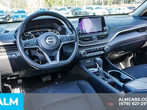 Used 2024 Nissan Altima 2.5 SV image 27