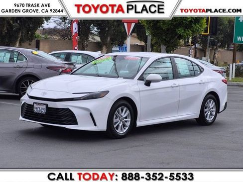 Used 2026 Toyota Camry LE FWD image 1
