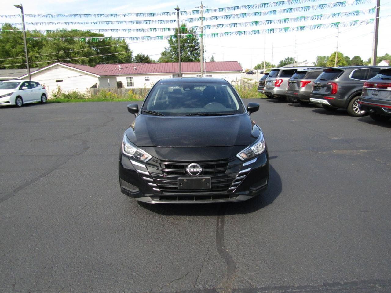 Used 2024 Nissan Versa S w/ Trunk Package FWD image 2