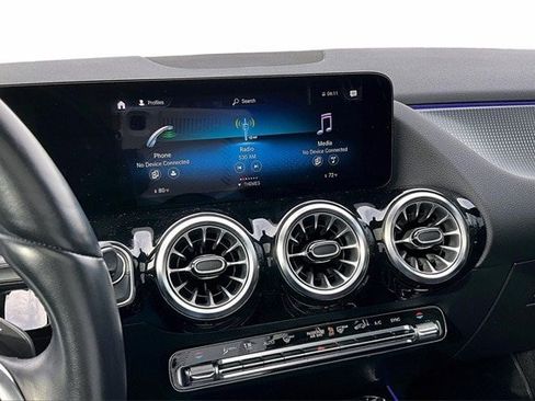 Certified 2023 Mercedes-Benz GLA 250 4MATIC image 12