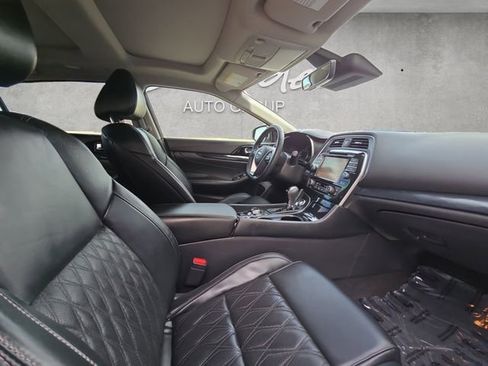 Used 2023 Nissan Maxima Platinum w/ Sport Mat Group image 24