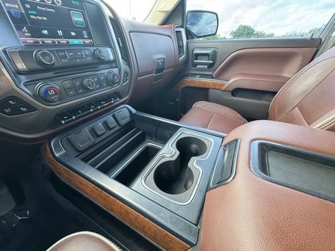 Used 2014 Chevrolet Silverado 1500 High Country w/ High Country Premium Package AWD/4WD image 10