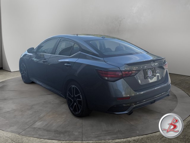 Used 2025 Nissan Sentra SR FWD image 5