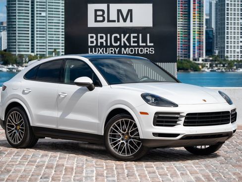 Used 2020 Porsche Cayenne image 1