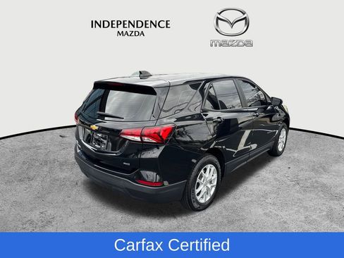 Used 2023 Chevrolet Equinox LS image 3