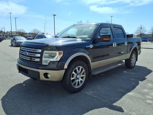 Used 2014 Ford F150 King Ranch w/ King Ranch Luxury Package image 3