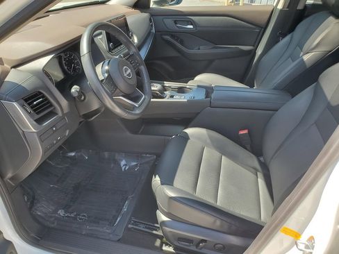 Certified 2023 Nissan Rogue SV w/ SV Premium B Package image 18