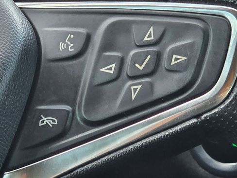 Used 2020 Chevrolet Malibu LS w/ LPO, Convenience Package 1 image 17