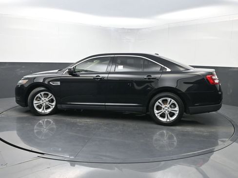 Used 2018 Ford Taurus SEL image 20