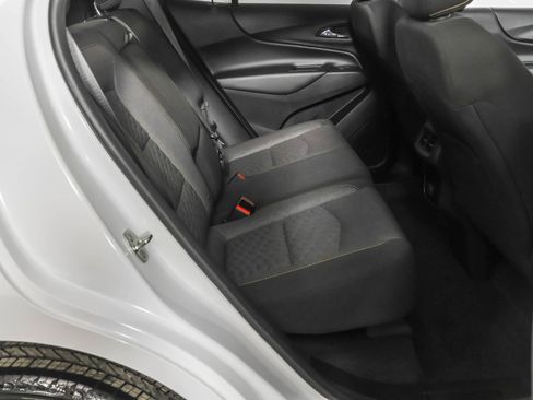 Used 2018 Chevrolet Equinox LT image 42