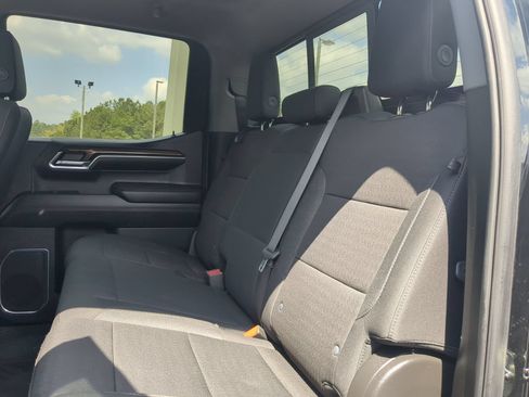 Used 2024 Chevrolet Silverado 1500 RST AWD/4WD image 25