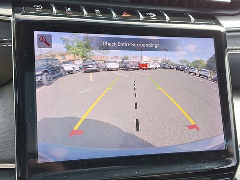 Used 2022 Jeep Grand Cherokee Limited image 18