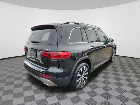 Used 2023 Mercedes-Benz GLB 250 4MATIC image 4