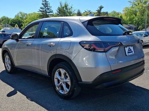 Certified 2023 Honda HR-V LX image 4