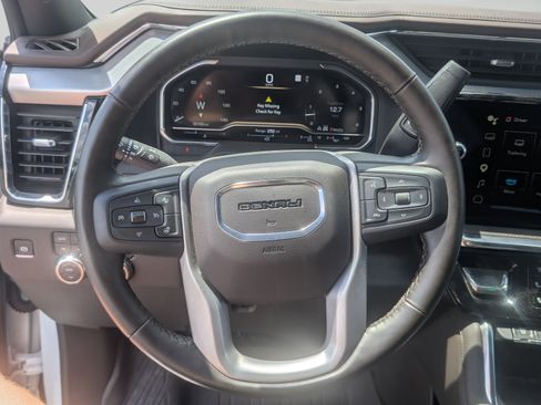 Used 2025 GMC Sierra 2500 Denali AWD/4WD image 22