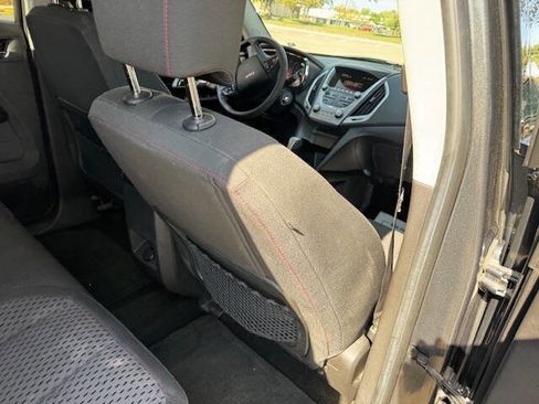 Used 2013 GMC Terrain SLE image 17