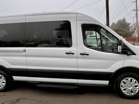 Used 2023 Ford Transit 350 XLT image 2