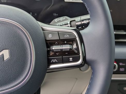 New 2026 Kia Carnival SX FWD image 33