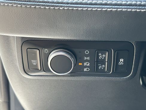 Used 2022 Ford Mustang Mach-E Select RWD image 20