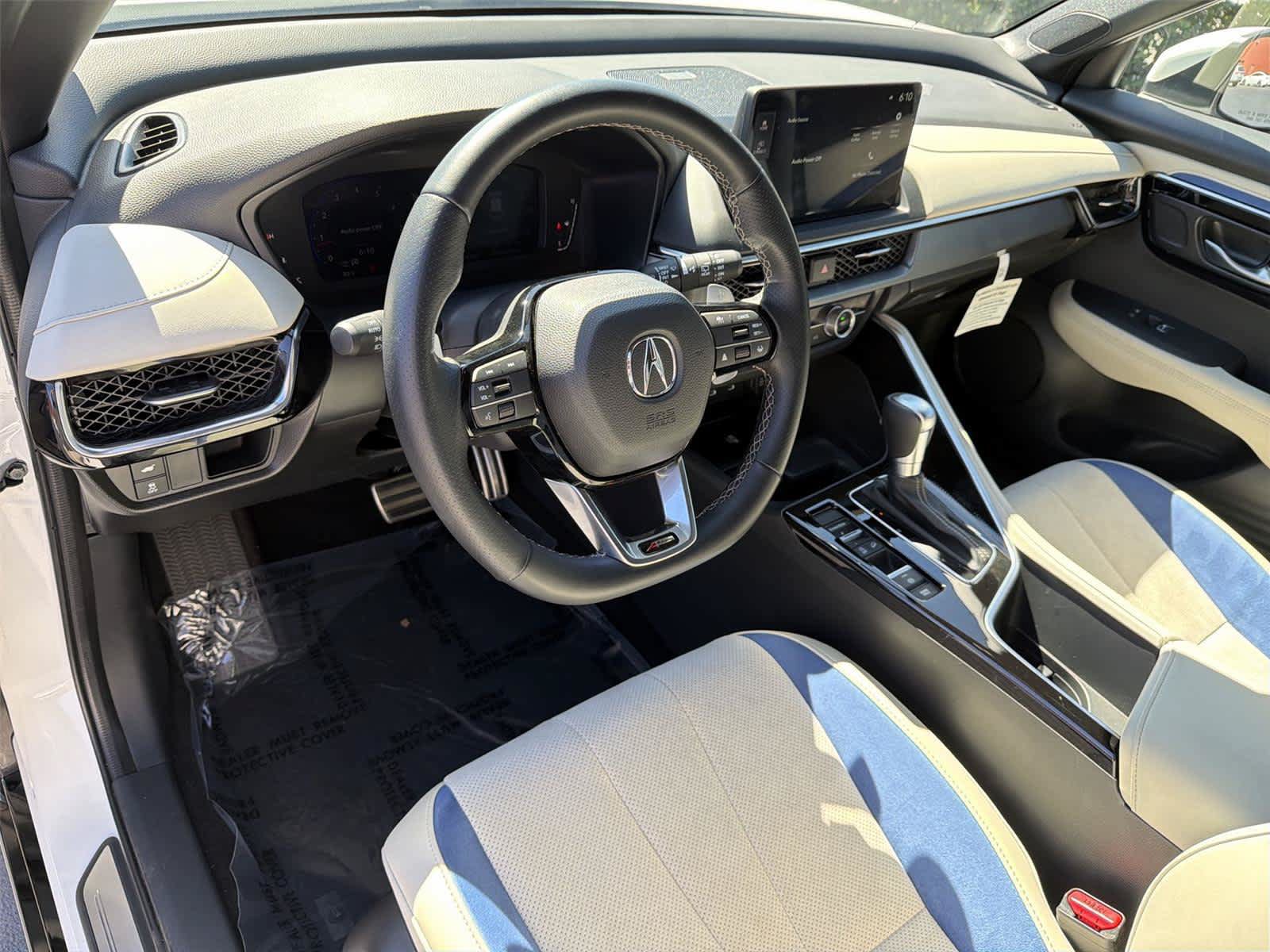 Certified 2025 Acura ADX A-Spec AWD/4WD image 2