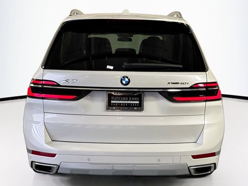 Used 2023 BMW X7 xDrive40i image 6