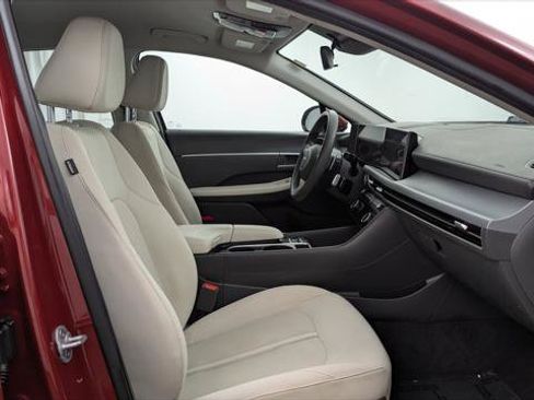 Used 2024 Hyundai Sonata SEL FWD image 19