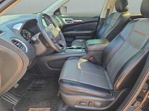 Used 2020 Nissan Pathfinder SL FWD image 22