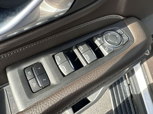 Used 2023 GMC Yukon Denali image 19