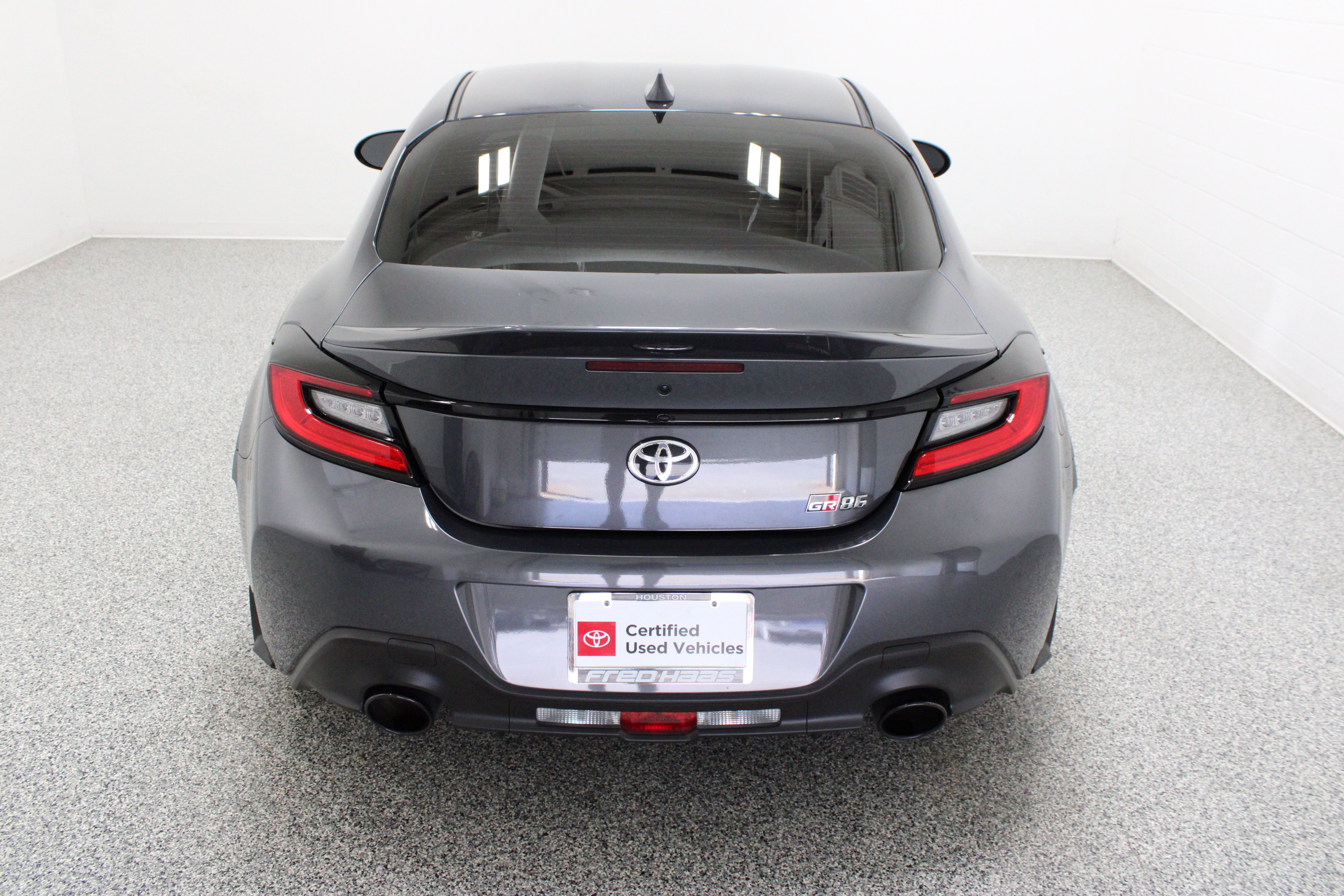 Used 2025 Toyota GR86 Premium RWD image 8