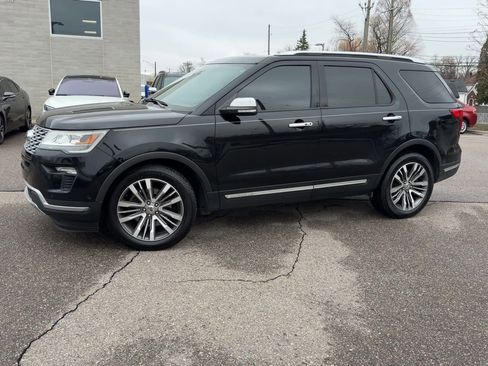 Used 2018 Ford Explorer Platinum AWD/4WD image 6