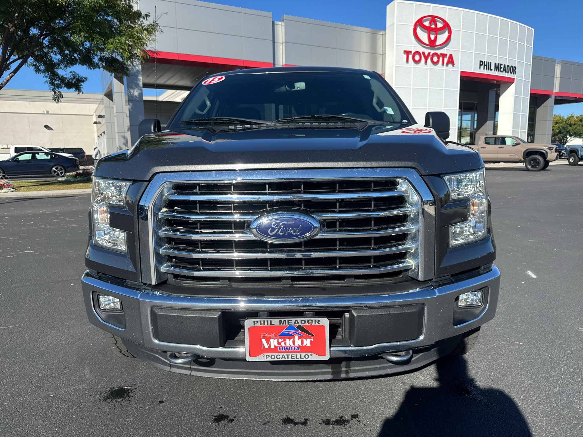 Used 2015 Ford F150 XLT w/ Equipment Group 302A Luxury AWD/4WD image 6