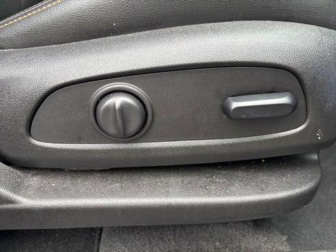 Used 2019 GMC Terrain SLT w/ Preferred Package image 22