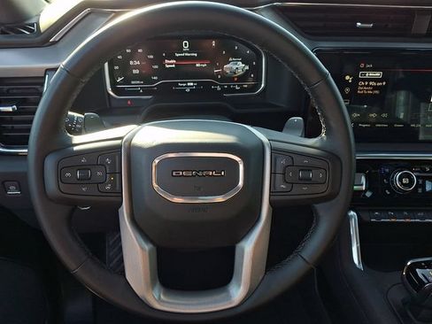 Used 2023 GMC Sierra 1500 Denali w/ Denali Reserve Package AWD/4WD image 13